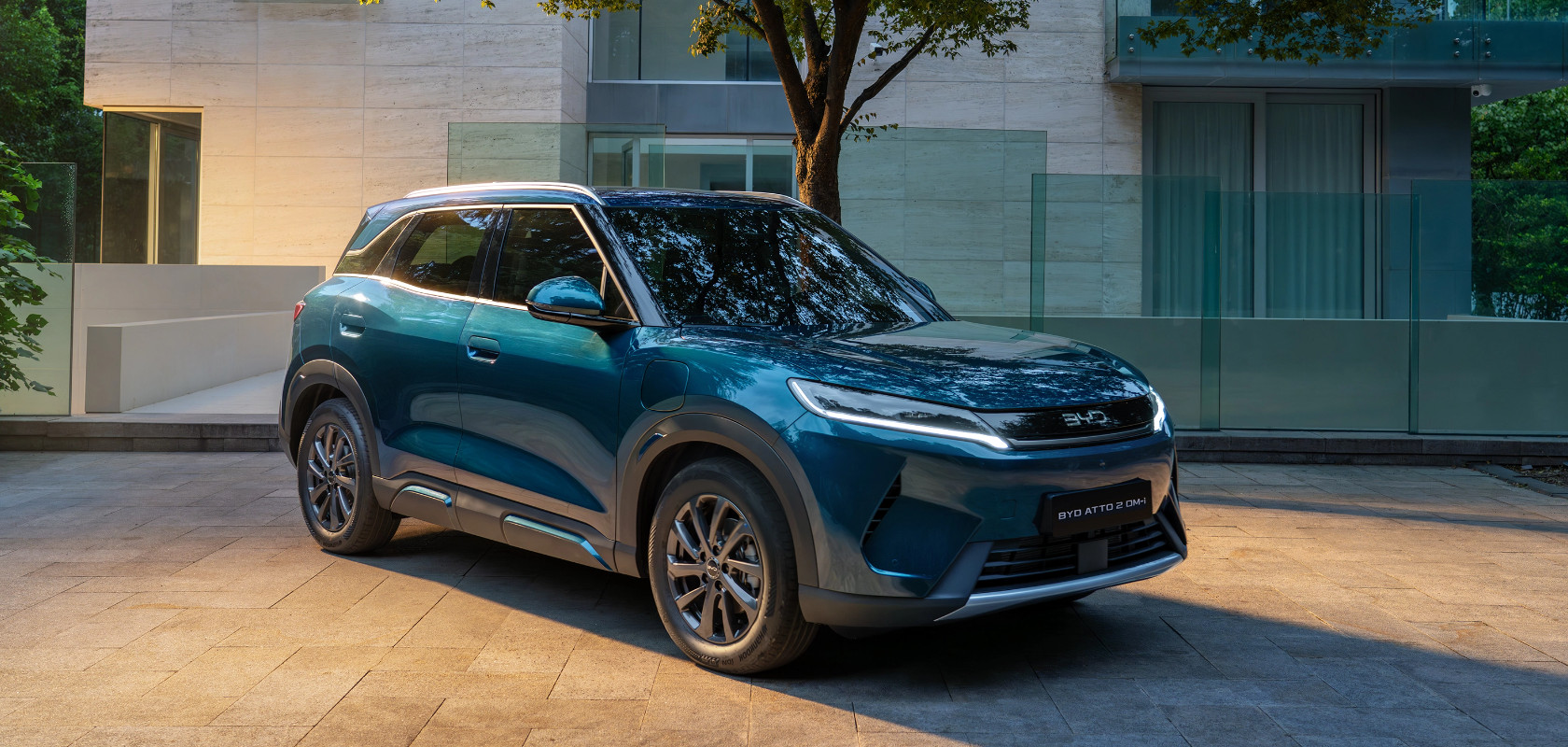 BYD ATTO 2 DM-i